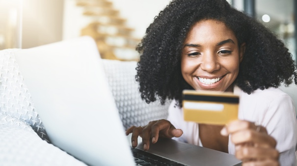 5 Causes To not Use Debit Taking part in playing cards When You Retailer On-line